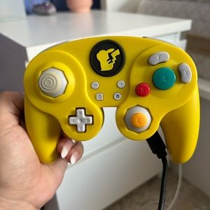 nintendo switch pikachu wired controller